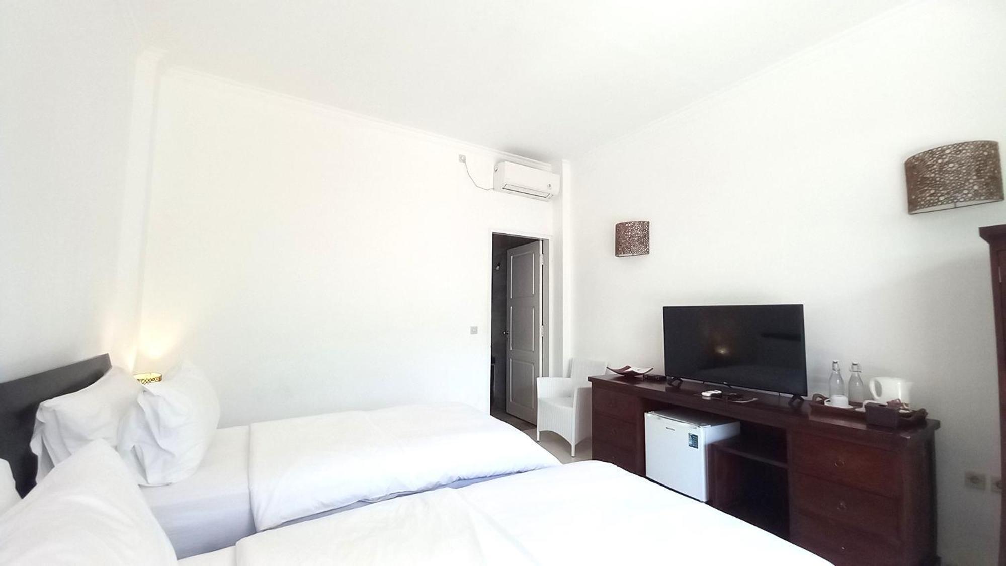 Lumiere Hotel ギリ・トラワンガン エクステリア 写真
